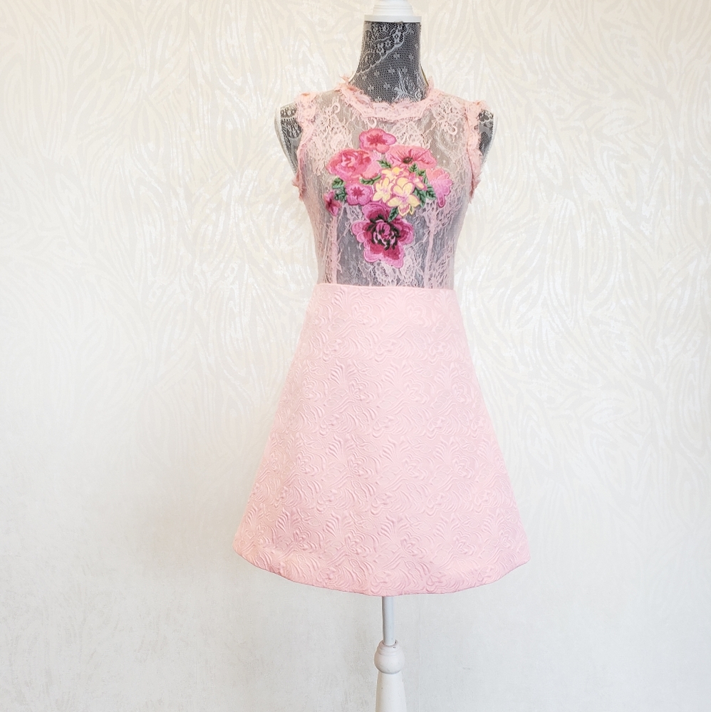 PINK A- LINE DRESS WITH LACE TOP
